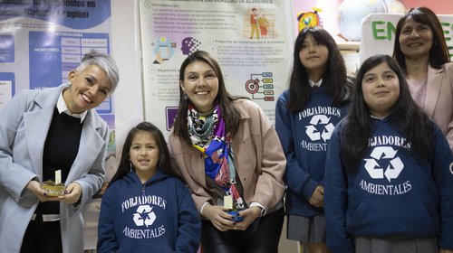 Ministra de Ciencia se reunió con ganadores del Concurso Congreso Explora 2021 en visita a la Región de Los Lagos