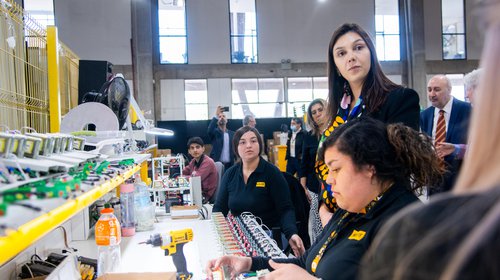 Ministra de Ciencia presenta primera “Mesa de Tecnología Chilena”