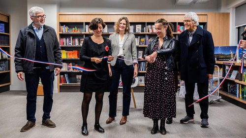 Ministerio de Ciencia inaugura  la primera biblioteca pública de divulgación científica