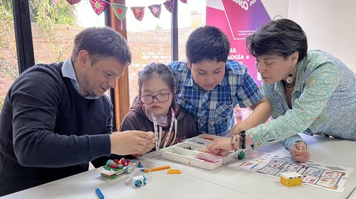 Con taller de robótica y programación la Seremi de Ciencia y Fundación Misión Sur celebraron el Día de la Mujer y la Niña en la Ciencia