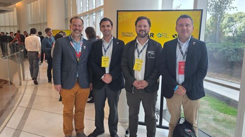 Chile llevó su agenda de inteligencia artificial para gobiernos locales al foro CONECTA IA en Buenos Aires